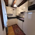 Boutique Apartment Ca\'Liz